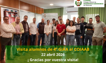 Los alumnos del Grado Ingeniería Agrícola y Agroalimentaria visitan el Colegio